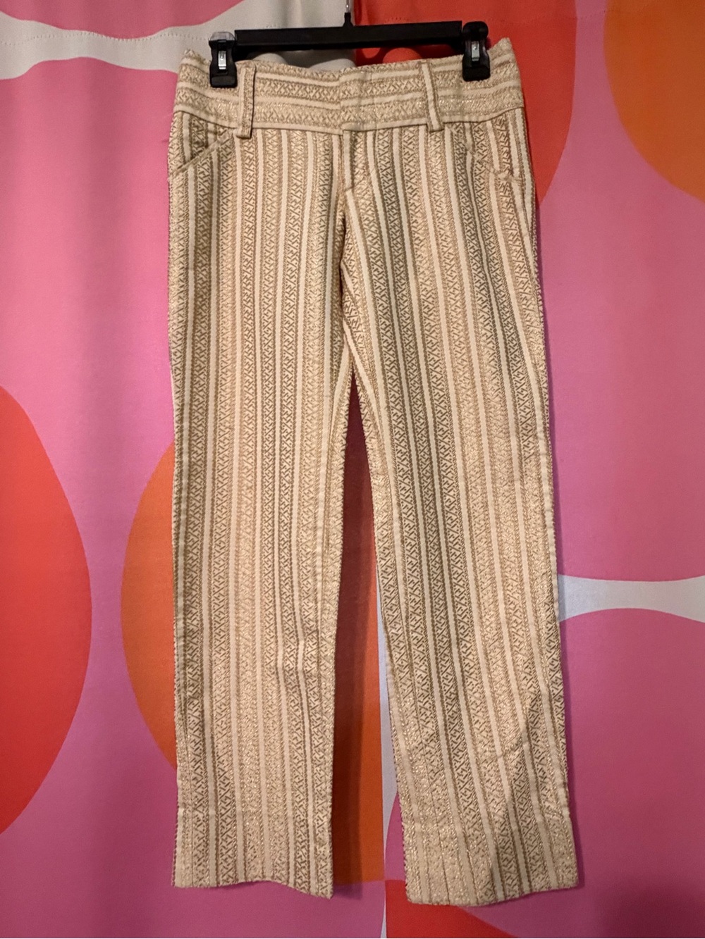 Alice + Olivia Cream and gold Textured Pants size 0